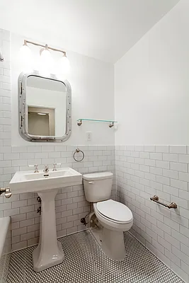 Rented by Mirador Real Estate | media 9