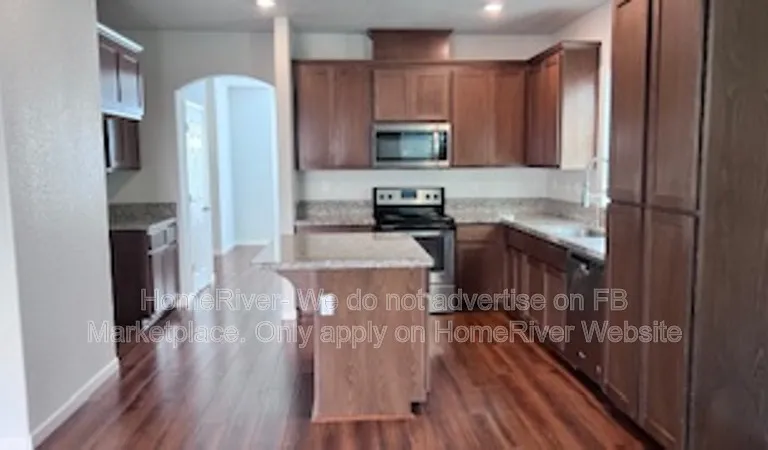8184 Creeping Willow Ln — Photo 10