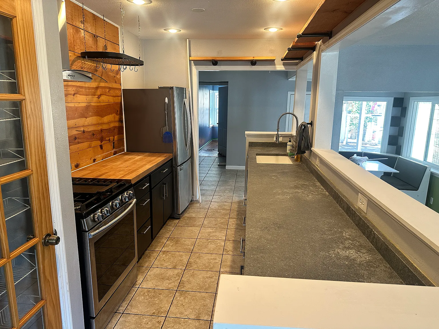 3 bed, 1586 sqft, $1,350 — Photo 4