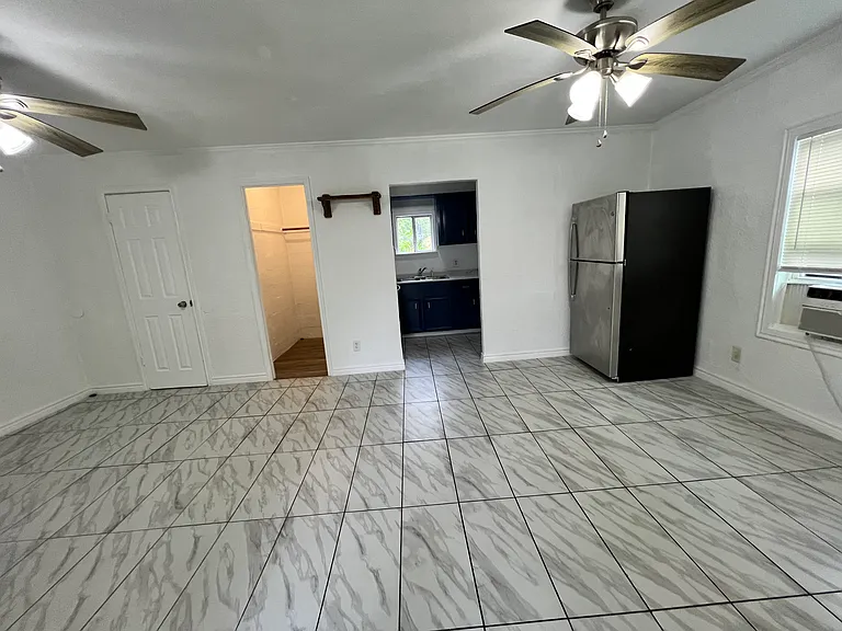 5504 Jensen Dr #5 — Photo 6