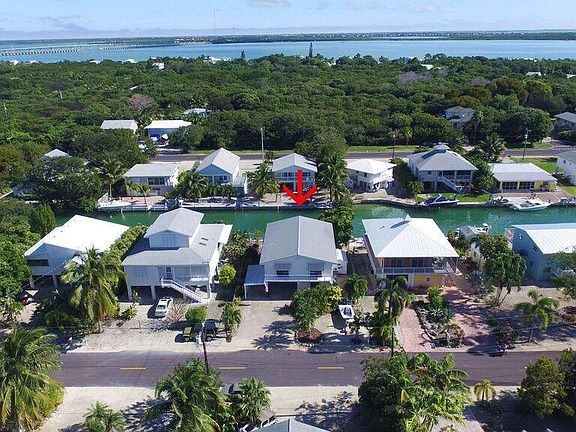 2nd image of 1071 Caribbean Dr E