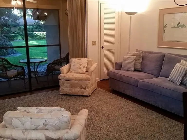 4581 Morningside #21 — Photo 3