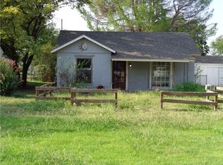 506 E Main St, Blair, OK 73526