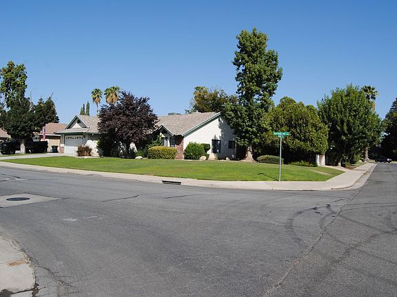 2nd image of 9400 Huntsman Oak Ct