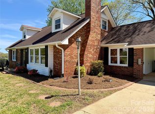 6257 W State Highway 10, Hickory, NC 28602