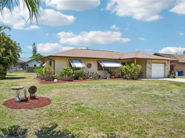 27968 Temple Terrace DR, BONITA SPRINGS, FL 34135