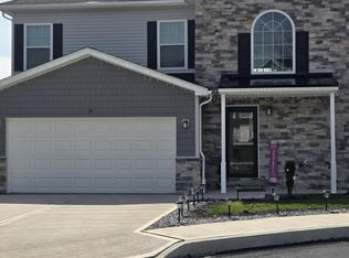 16 Anna Dr, Hanover Township, PA