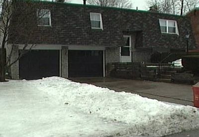 2nd image of 332 Golden Gate Dr