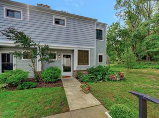 13 Helene Ct, Tinton Falls, NJ 07724