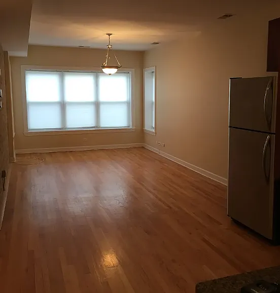 3810 W Belle Plaine Ave #1 — Photo 1