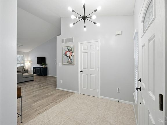 4th image of 6142 Weber Oaks Dr