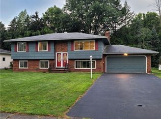 189 Frear Dr, Rochester, NY 14616