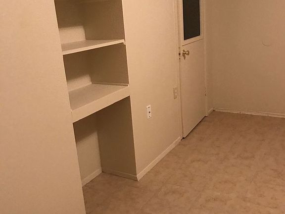 2nd image of 2021 N Jefferson St #4