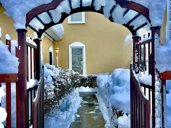 (undisclosed Address), Anchorage, AK 99516