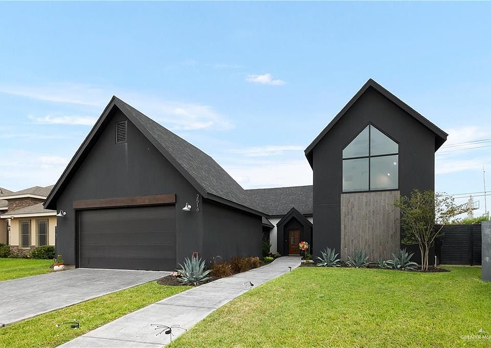 1st image of 2516 Colvin Ave