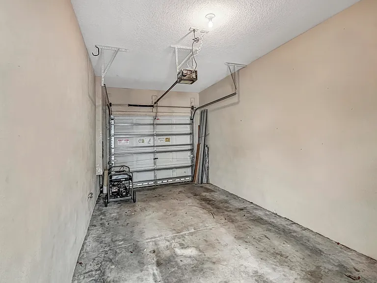 179 E Bay Cedar Cir — Photo 14