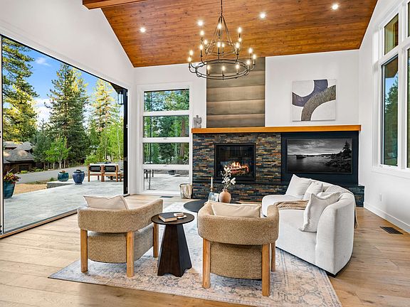5th image of 9316 Heartwood Dr