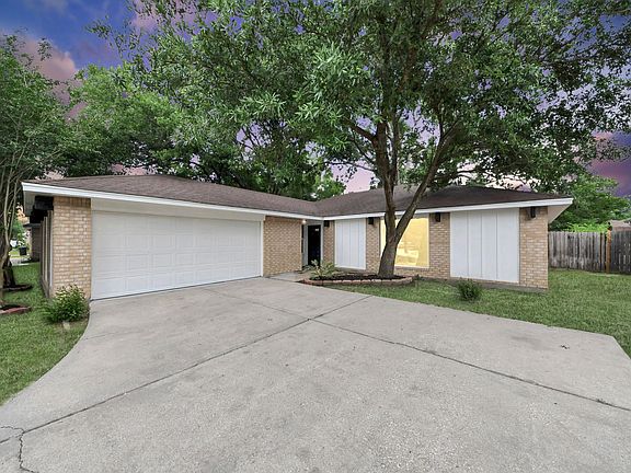 2nd image of 20322 Bishops Gate Ln