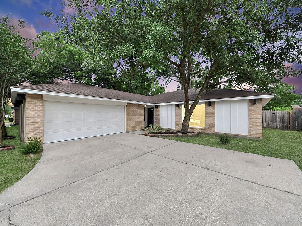 1st image of 20322 Bishops Gate Ln