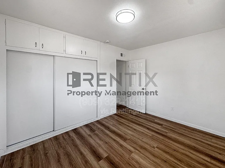 7205 Osbun Rd — Photo 11