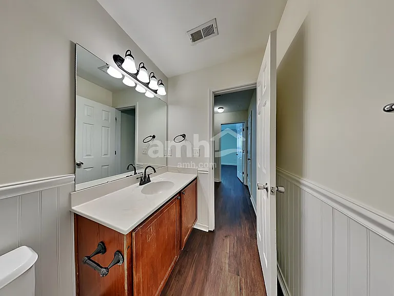 641 Woodson Dr — Photo 15