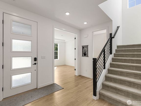 4th image of 33030 SE Stevens Street