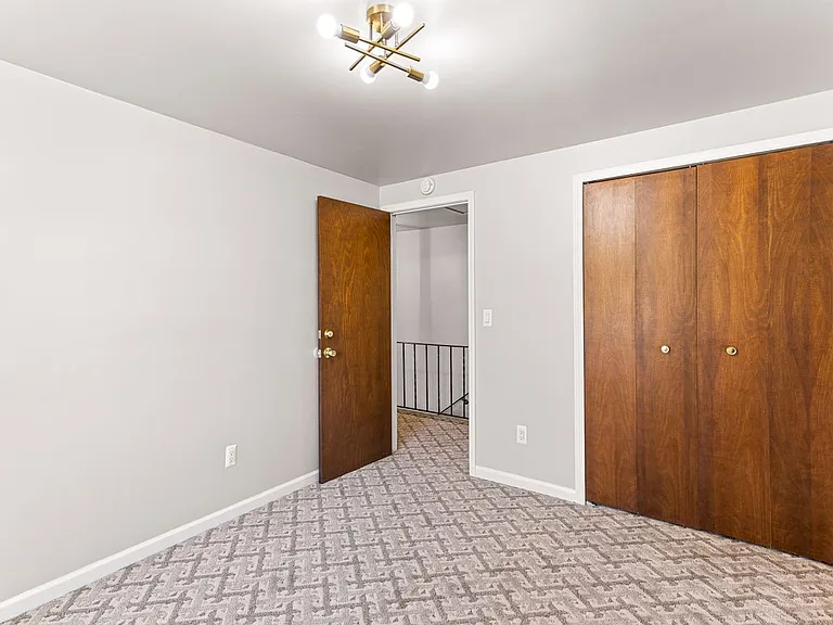 46323 Gainsborough Dr — Photo 26