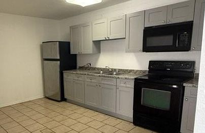 1st image of 302 Pennystone Ave #B