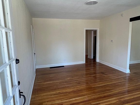 Living room 1