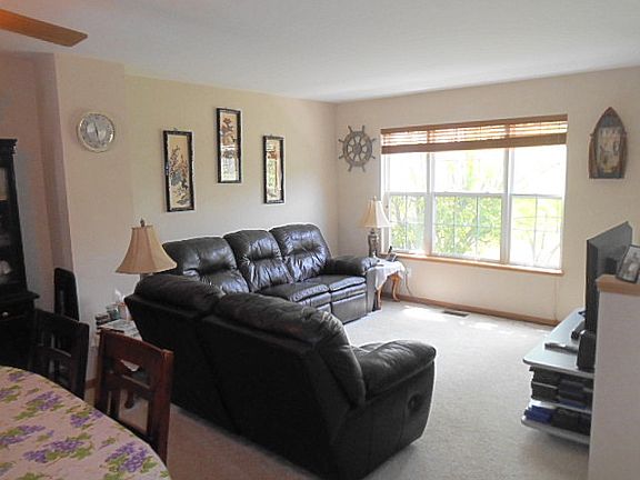 3rd image of 34346 White Clover Ct