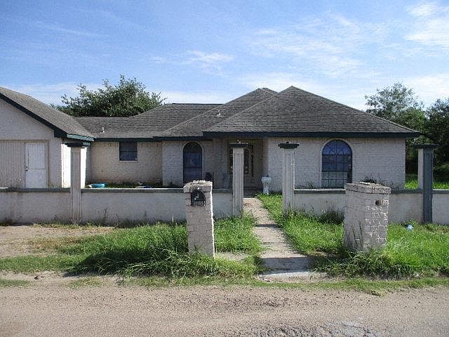 1st image of 7022 El Lucero Ln