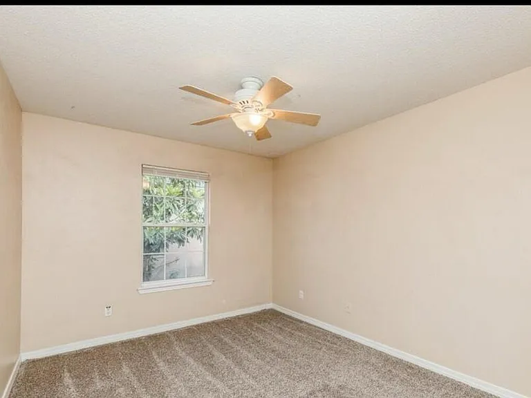 9637 Leeward Way — Photo 14