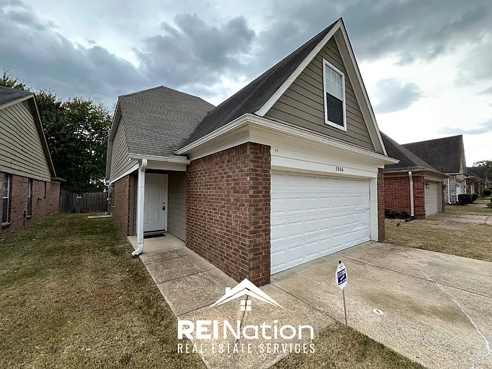 4 bed, 2.5 bath, 1754 sqft, $2,195 — Photo 2