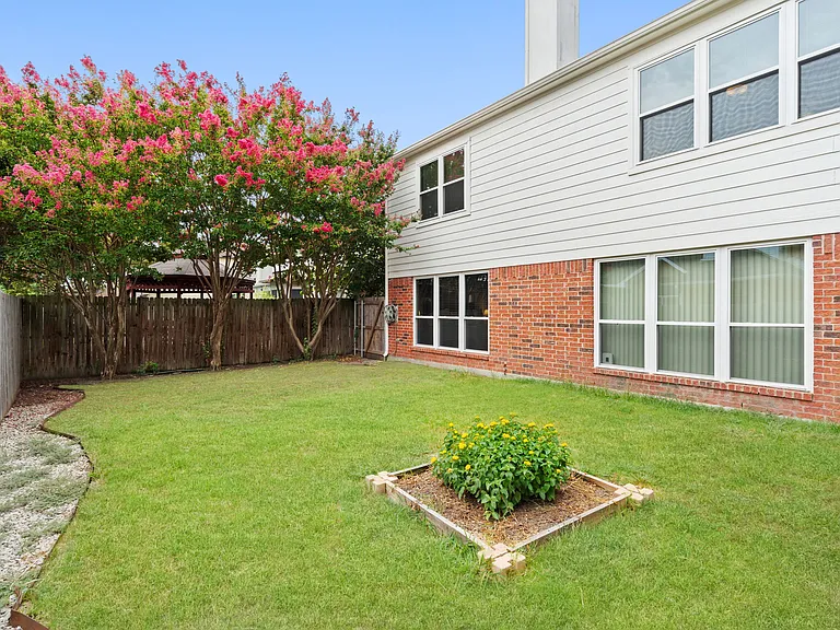 4518 Wescott Dr — Photo 38