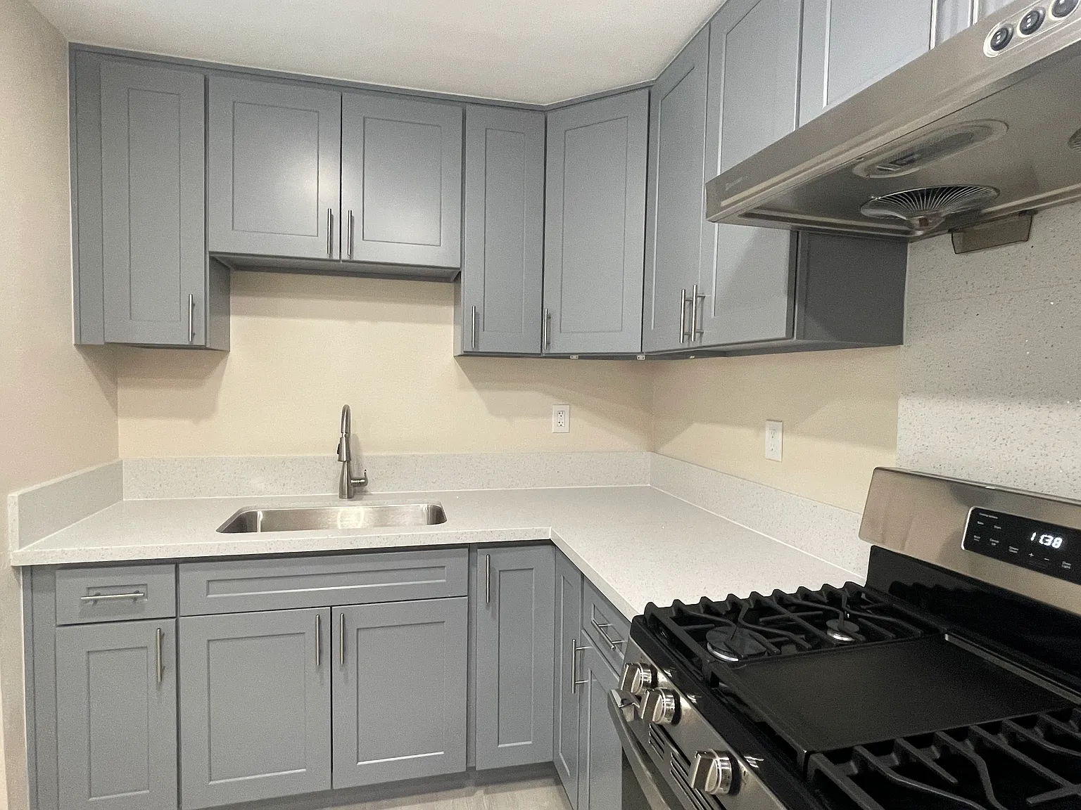2067 Goodall Ave — Photo 3