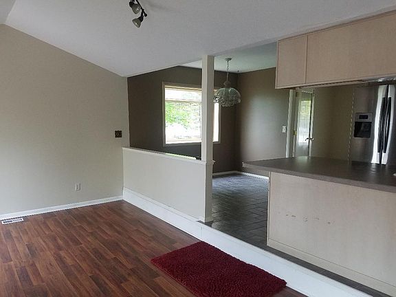 5th image of 3275 Dales Ct