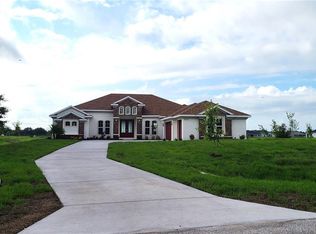 5313 Lake Siena Dr, Wimauma, FL 33598