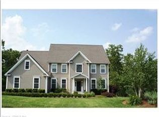 64 Ellsworth Ln, Canton, CT 06019
