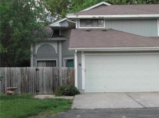 2811 Chatelain Ct, Independence, MO 64057