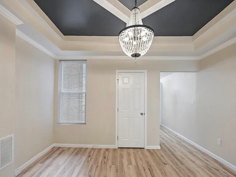 2108 W Baltimore St — Photo 5