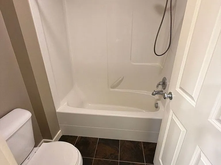 712 Forestglen Dr #A — Photo 12