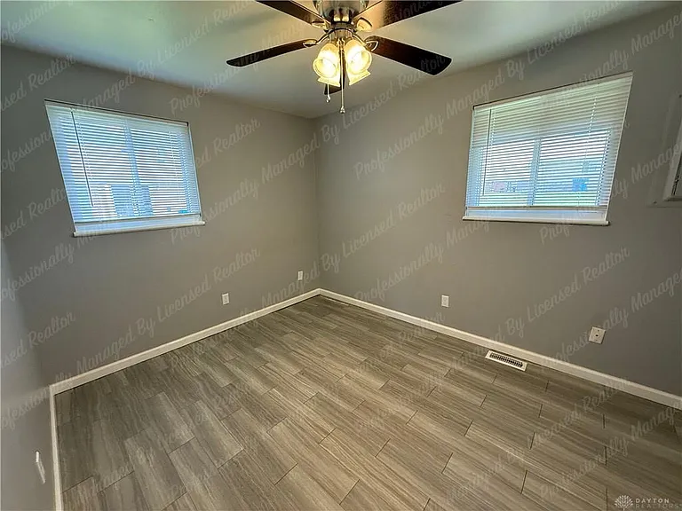 5444 Bellefontaine Rd — Photo 14