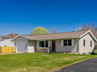 423 Main St N, Holmen, WI 54636