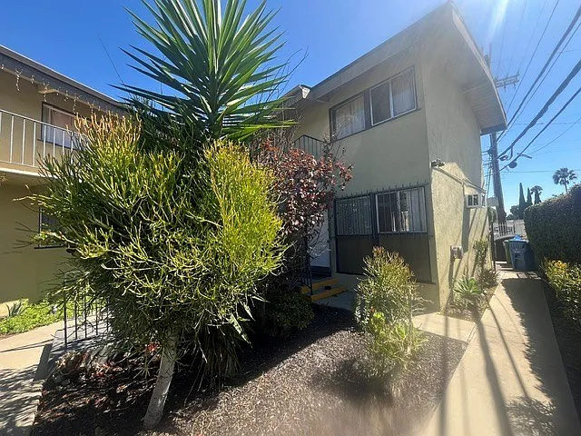 5562 Edgewood Pl. — Photo 1