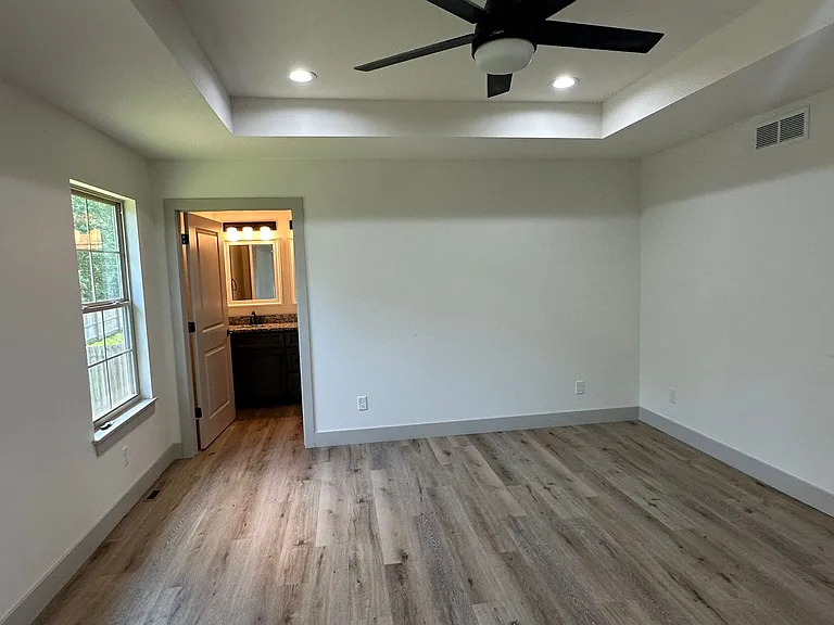 165 Mesa Dr — Photo 30