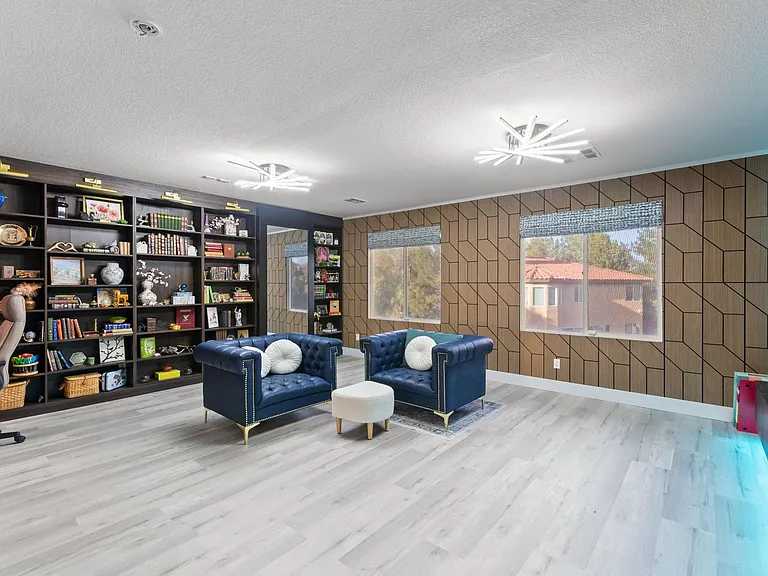 4198 Abernethy Forest Pl — Photo 44