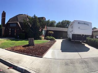 1609 Greenbriar Way, Los Banos, CA 93635