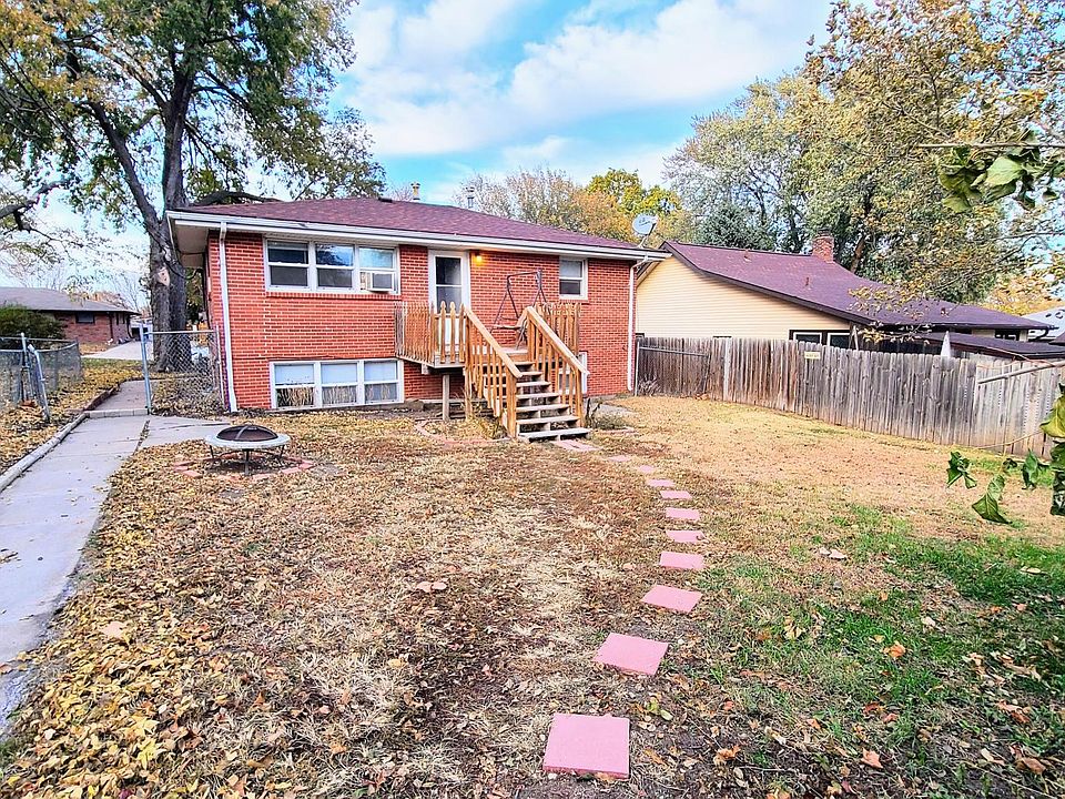 1st image of 5219 Bancroft Ave #1
