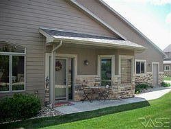 4th image of 726 E 70th Pl