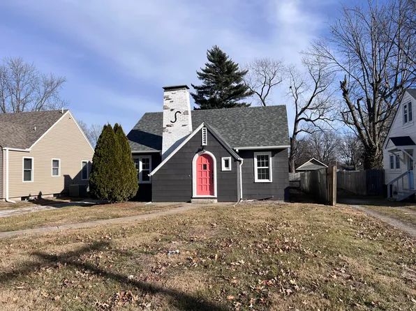 904 S Ellsworth Ave, Marshall, MO 65340